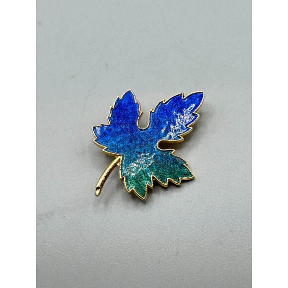 Blue and Green Maple Leaf Pin Brooch Enamel Over Gold Tone Colorful Ombre Pin - Picture 3 of 6